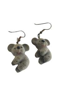 Vintage Retro: Vintage furry koala earrings