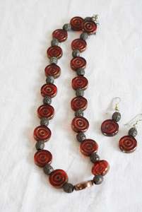 Under 50: Stunning red glass beaded jewellery set