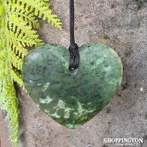 Bone Carvings: Pounamu Speckled Heart