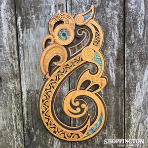 Hanging Manaia Artwork