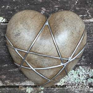 Wall Art: Collectable Heart - Wire Pattern