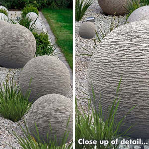 Garden Art: Garden Sculpture - Concrete Ball (Grey) 10cm