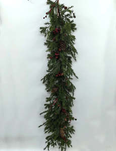 Christmas: Deluxe Juniper Pine Garland