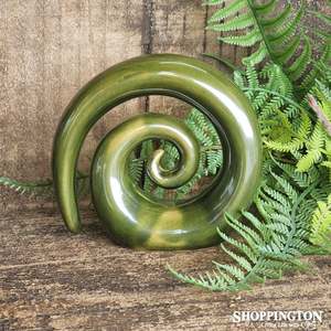 Nz Souvenirs: Ceramic Koru Swirl - Green