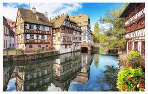 Strasbourg, Petite France - 4000 Piece Jigsaw Puzzle (Store display)