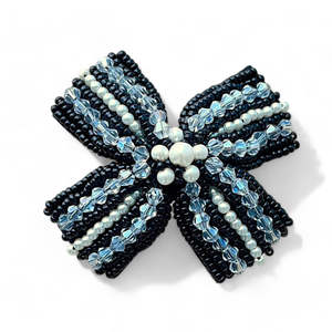 Fashion Hair Clips And Barrettes Online: Noughts and Crosses Girls Bow Hair Clip