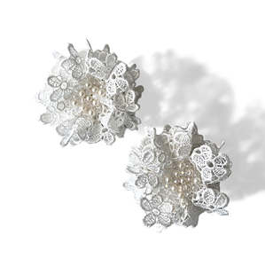 Fashion Hair Clips And Barrettes Online: The Lacie Rose Childs Lace Flower Clip Set