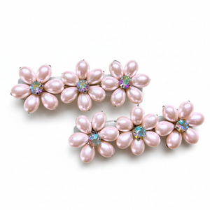 Button: Designer Girls Hair Clip Set - pearl flowers - The Calla