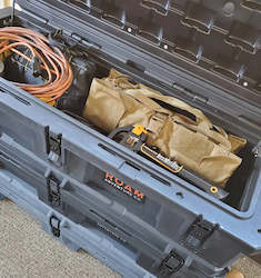 Frontpage: Yorktown Tool RollÂ® - Large