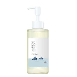 1025 Dokdo Cleansing Oil - ROUND LAB