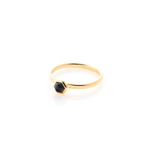 Mini Harmony Ring Black Spinel + Gold