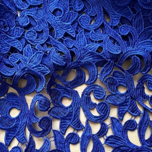 GUIPURE LACE REMNANT