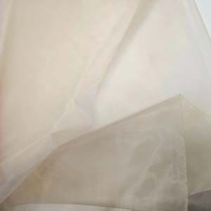 NUDE ORGANZA CRINOLINE