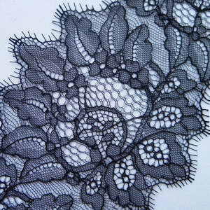 BLACK FINE FLORAL ACE TRIM