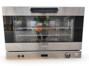 Smeg ALFA144GH1 4 Tray Convection Oven