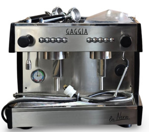 2 Group Coffee Machines: Gaggia La Nera Compact Coffee Machine