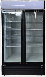 Used Commercial Kitchen Equipment: Delta ERD37 Upright Chiller