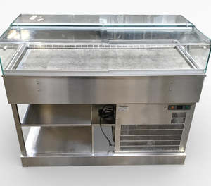 Display: La Patisserie LPRF15 Cabinet