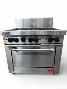 Cooking Equipment: TrueHeat RCR9-6 Range with Static Oven