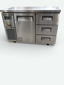 Commercial Refrigeration: Turbo Air KUR12-3D-3 Undercounter Chiller