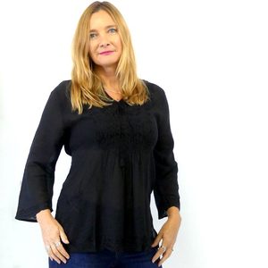 Women's Clothing: Black Embroidered Long Sleeve Top