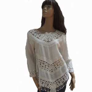 Women's Clothing: Bohemian Lace Top with Textured Fabric