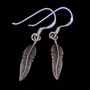 Sterling Silver: Silver Feather Earrings