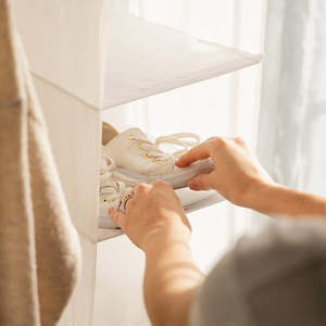 Laundry: Hanging Wardrobe Shelf Organiser