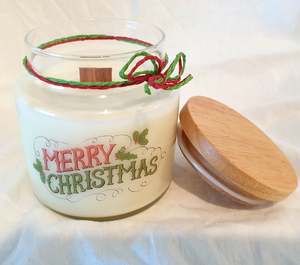 Large Christmas scented soy candle