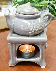 Tealight Burner Melts And Tealight Candles: Teapot tealight burner