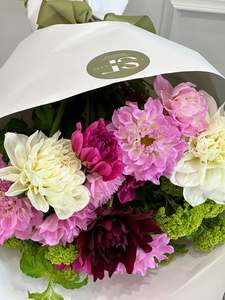 Simply Dahlia Delight