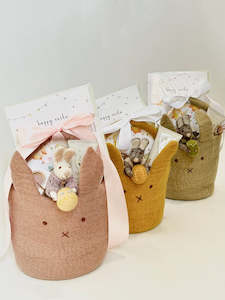 Easter: Easter Bunny Baskets