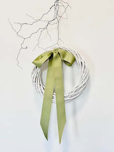 Easter: White Wicker Wreath