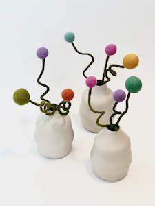 Easter: Mini Harmie Vase with Ball Stems