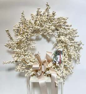 Silk Flowers: White Pearl Berry Wreath