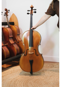 Helmut Illner Germany: Helmut Illner C Model Cello 4/4 - Stradivarius Copy