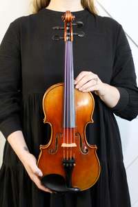 Second Hand Instruments: Second Hand Cadenza Violin 4/4