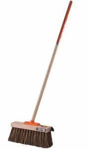 Matthews Yard Broom