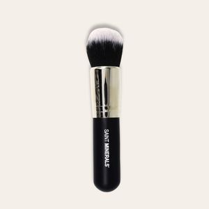 Simply Indulgent Skin Beauty Co Saint Minerals Buffer Brush, Makeup