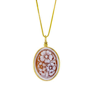 Simply Italian Limited Stock: Oval Flower Cameo Pendant - Gold