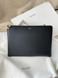 Pre-loved Celine Small Pouch/ Clutch Bag in black Since Vintage