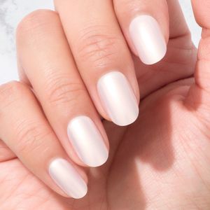 Press On Nails: Pearlescent - Oval Sustainable Nails