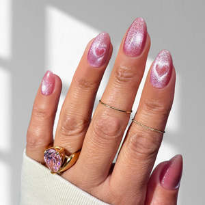 Press On Nails: Cupid's Girl - Almond Medium - Sustainable Nails