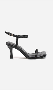 La Tribe | Padded Heel - Black