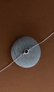 Zoe & Morgan | Odette Bracelet - Silver/Round Garnet