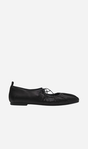 La Tribe | Rouged Flat - Black