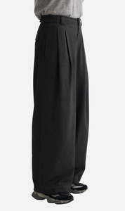 Laing: Laing | Wide Leg Pleat Front Trouser - Graphite