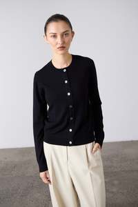 Laing: Laing | Sylvia Merino Cardigan - Black