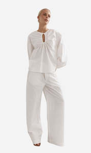 Summer Whites: Caitlin Crisp | Jeanie Pant - White