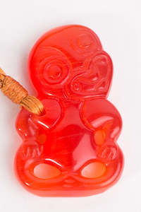 Hei tiki - Red Chrysoberyl, spun glass, Catseye - On Blue contrast Woven Strand